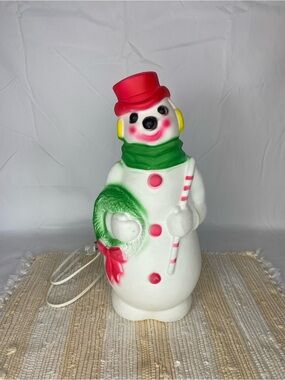 VTG EMPIRE PLASTIC 13" BLOW MOLD SNOWMAN LIGHT PLUG WORKS 68 XMAS TABLETOP